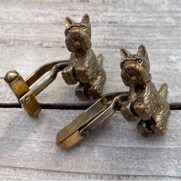 Other - Vintage Bronze “Scottie” Scottish Terrier Cuff Links